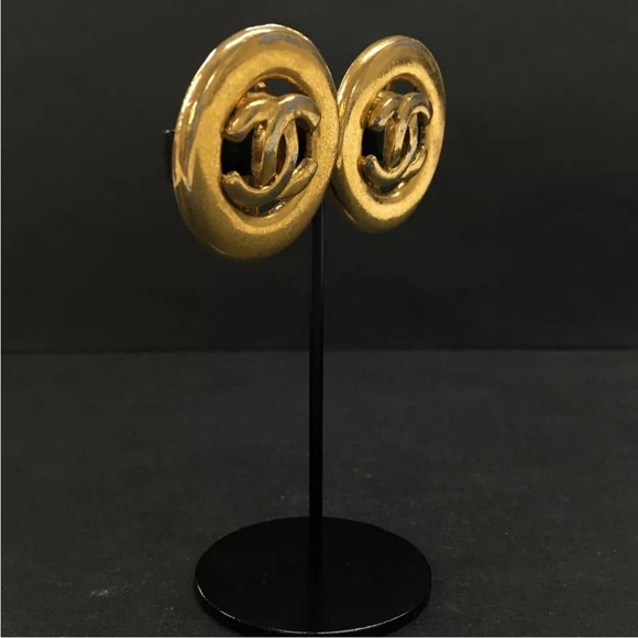 CHANEL CC Logo Gold Tone Earrings - Picture 2 of 8